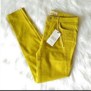Zara Z1975 Mid Rise Skinny Fit Jeans 🌼